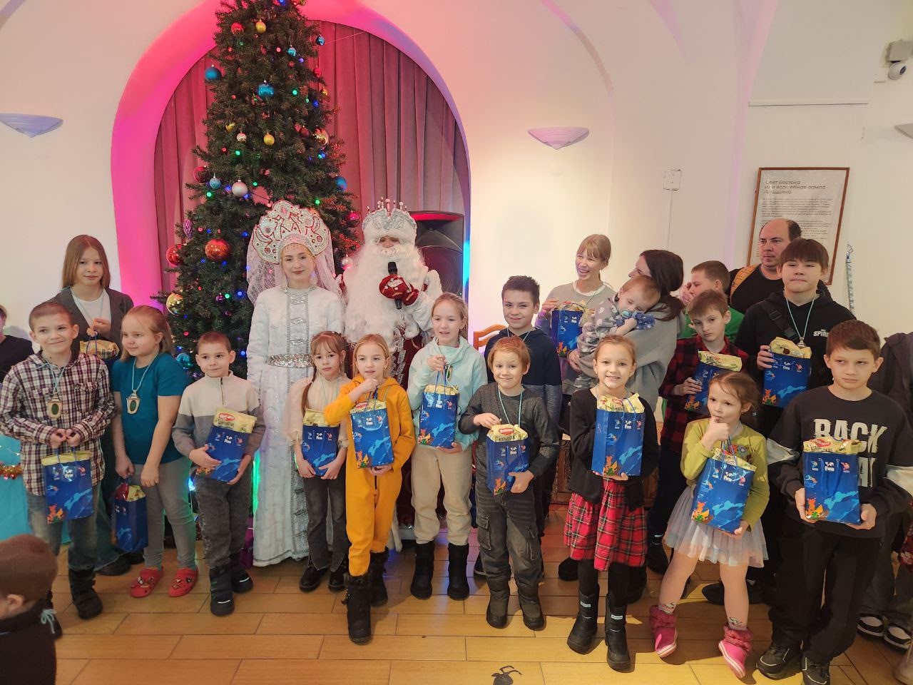 Новогоднее представление «Вокруг света» в Национальном музее