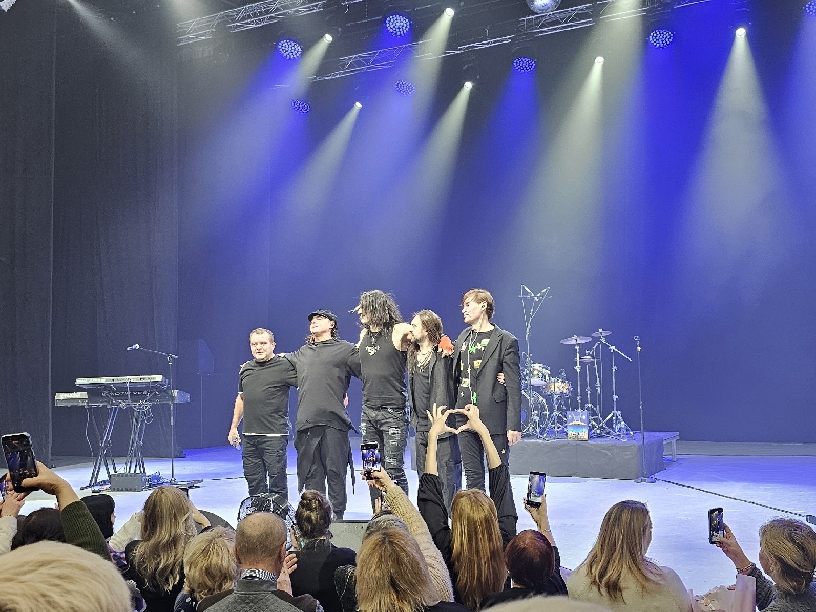 Семьи фонда посетили концерты гр. Нэнси и певицы Валерии